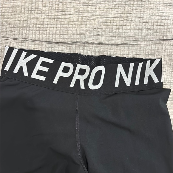 Nike Pro Dri-Fit Women’s Size Small Black Leggings - Picture 3 of 8